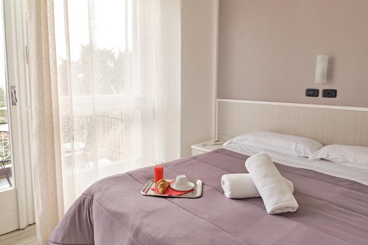 Hotel Astoria Bordighera Luaran gambar